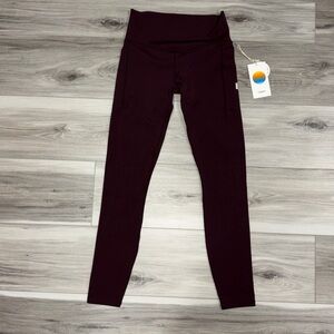 🔥🔥 NWT VUORI ALLTHEFORM WOMENS LEGGINGS SIZE SMALL IN COLOR RAISIN🔥🔥